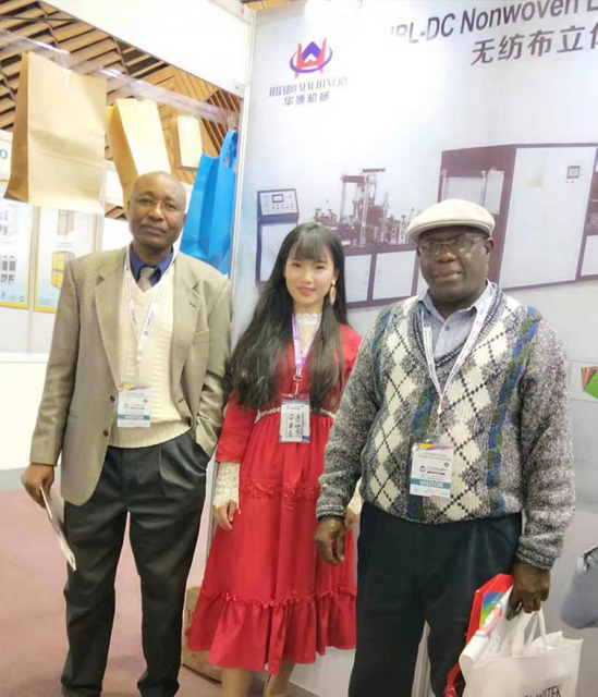 la exposición de kenia de la fábrica de máquinas para fabricar bolsas no tejidas