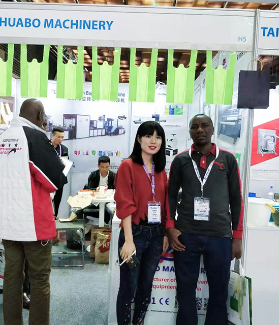 la exposición de kenia de la fábrica de máquinas para fabricar bolsas no tejidas